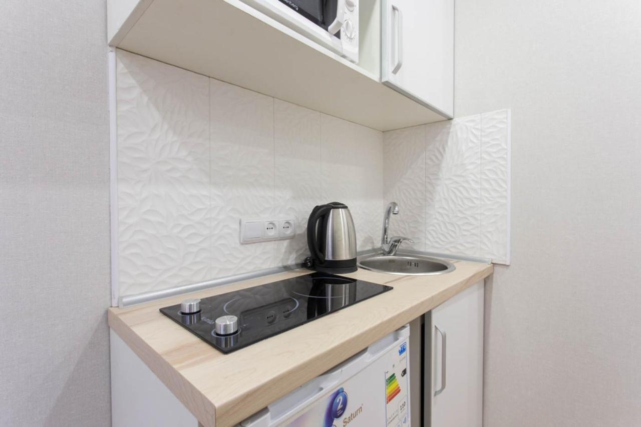 Studio Near Metro Yaroslava Mudroho, Universytet - Mykoly Khvylovoho Str 5-3 คาร์คิฟ ภายนอก รูปภาพ