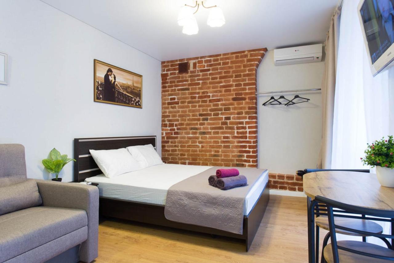 Studio Near Metro Yaroslava Mudroho, Universytet - Mykoly Khvylovoho Str 5-3 คาร์คิฟ ภายนอก รูปภาพ