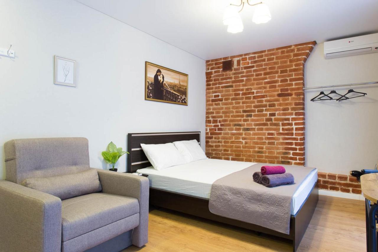 Studio Near Metro Yaroslava Mudroho, Universytet - Mykoly Khvylovoho Str 5-3 คาร์คิฟ ภายนอก รูปภาพ