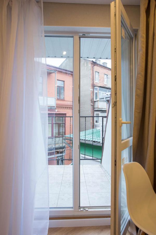 Studio Near Metro Yaroslava Mudroho, Universytet - Mykoly Khvylovoho Str 5-3 คาร์คิฟ ภายนอก รูปภาพ